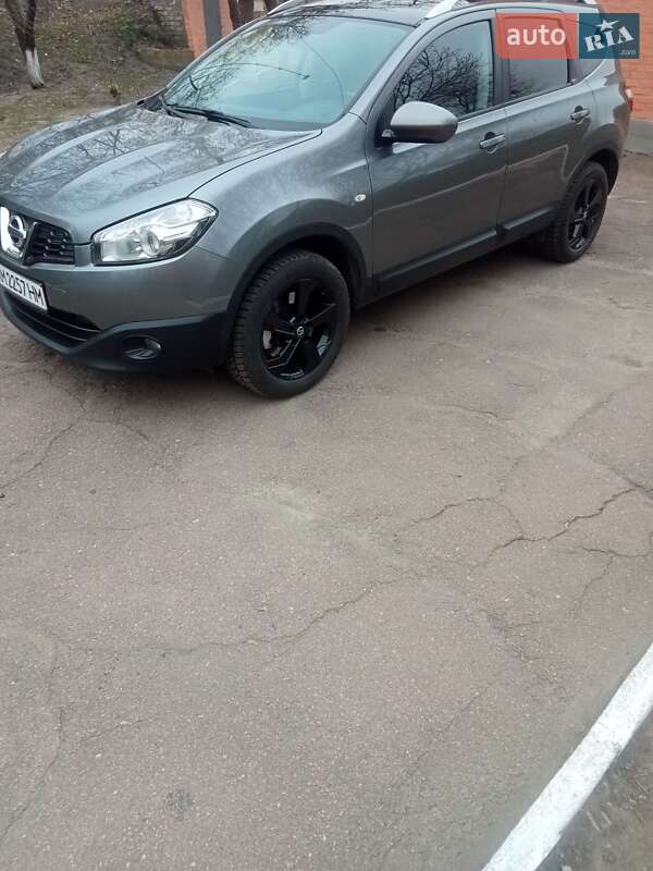 Внедорожник / Кроссовер Nissan Qashqai+2 2012 в Бердичеве