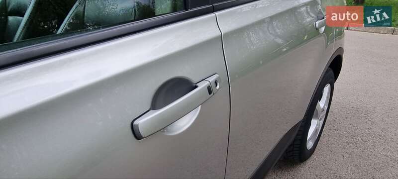 Внедорожник / Кроссовер Nissan Qashqai+2 2012 в Ровно