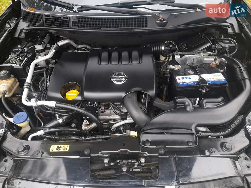 Внедорожник / Кроссовер Nissan Qashqai+2 2011 в Черновцах