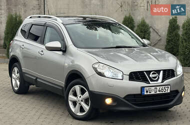 Внедорожник / Кроссовер Nissan Qashqai+2 2011 в Сарнах