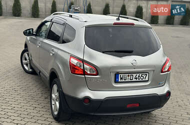 Внедорожник / Кроссовер Nissan Qashqai+2 2011 в Сарнах