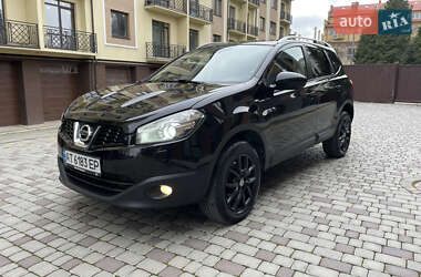 Позашляховик / Кросовер Nissan Qashqai+2 2010 в Коломиї