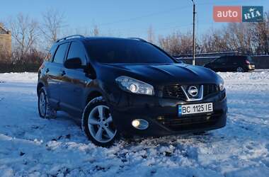 Позашляховик / Кросовер Nissan Qashqai+2 2011 в Старокостянтинові