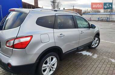 Позашляховик / Кросовер Nissan Qashqai+2 2011 в Нововолинську