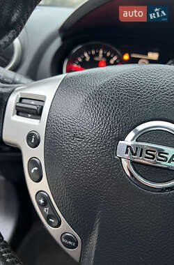 Позашляховик / Кросовер Nissan Qashqai+2 2010 в Луцьку