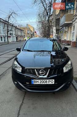 Позашляховик / Кросовер Nissan Qashqai+2 2012 в Києві