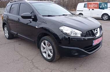 Позашляховик / Кросовер Nissan Qashqai+2 2010 в Полтаві