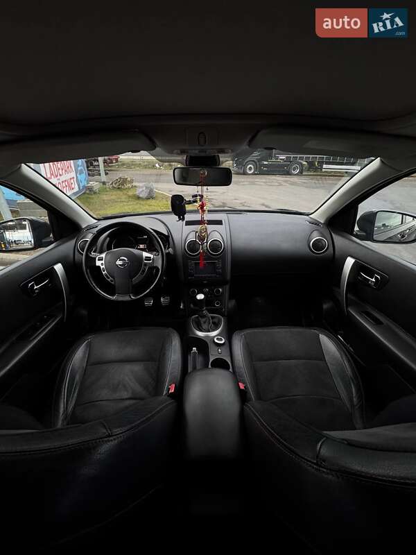 Внедорожник / Кроссовер Nissan Qashqai+2 2012 в Долине