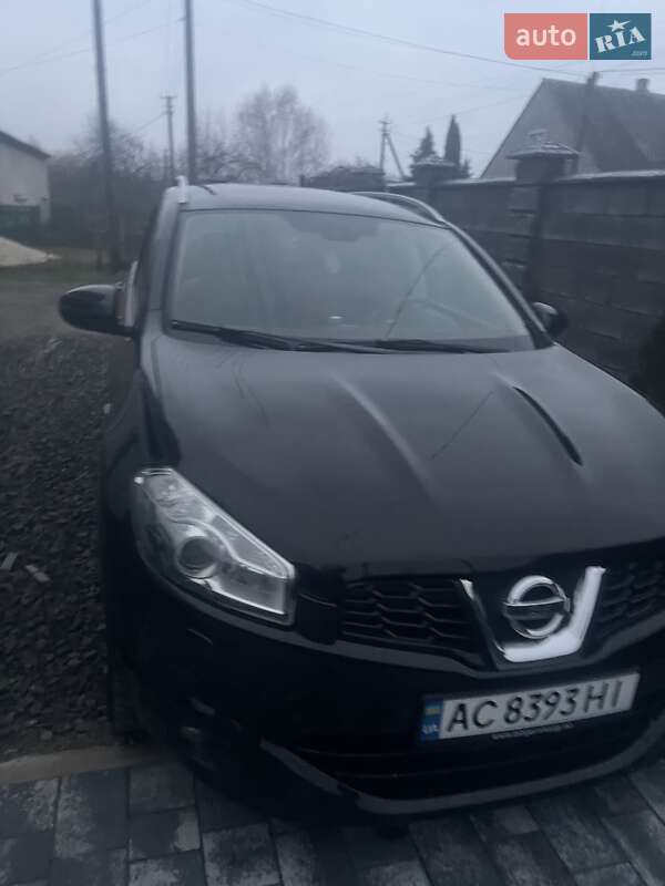 Внедорожник / Кроссовер Nissan Qashqai+2 2011 в Луцке