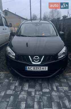 Внедорожник / Кроссовер Nissan Qashqai+2 2011 в 