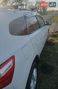 Внедорожник / Кроссовер Nissan Qashqai+2 2012 в 