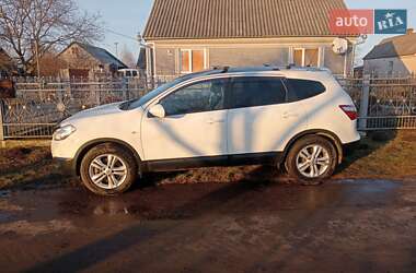 Внедорожник / Кроссовер Nissan Qashqai+2 2012 в 