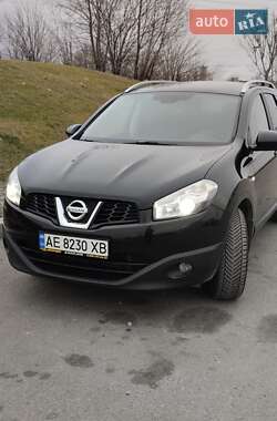 Позашляховик / Кросовер Nissan Qashqai+2 2011 в Дніпрі