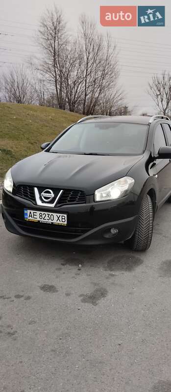 Позашляховик / Кросовер Nissan Qashqai+2 2011 в Дніпрі