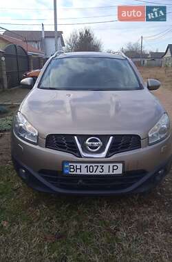 Позашляховик / Кросовер Nissan Qashqai+2 2010 в Білгороді-Дністровському