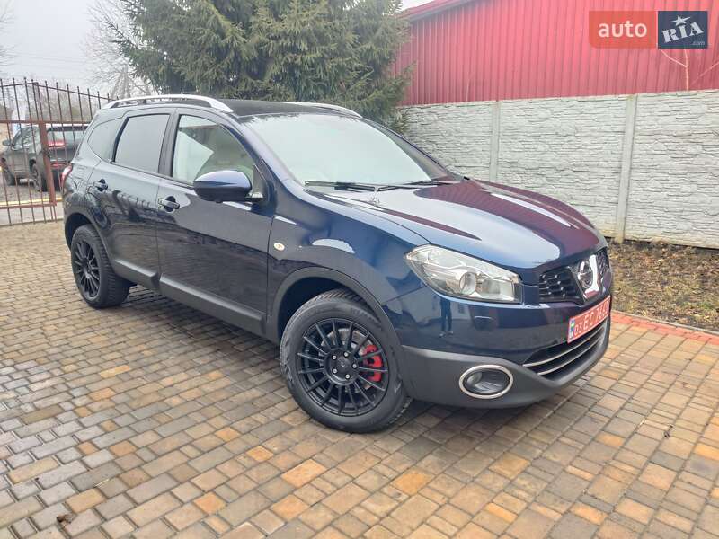 Позашляховик / Кросовер Nissan Qashqai+2 2012 в Полтаві