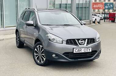 Позашляховик / Кросовер Nissan Qashqai+2 2012 в Києві