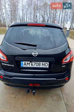 Позашляховик / Кросовер Nissan Qashqai+2 2013 в Пулинах