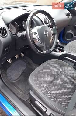 Внедорожник / Кроссовер Nissan Qashqai+2 2009 в 