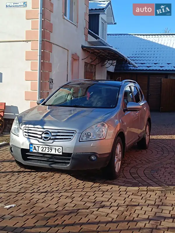 Nissan Qashqai+2