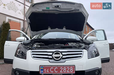 Позашляховик / Кросовер Nissan Qashqai+2 2009 в Стрию