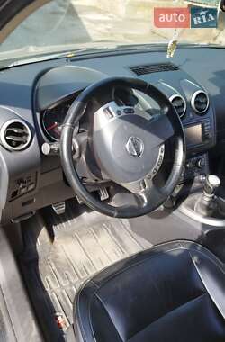 Внедорожник / Кроссовер Nissan Qashqai+2 2012 в Гайвороне
