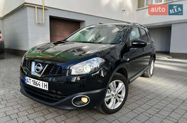 Позашляховик / Кросовер Nissan Qashqai+2 2012 в Івано-Франківську