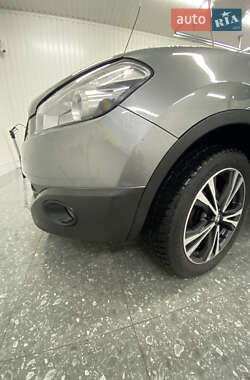 Позашляховик / Кросовер Nissan Qashqai+2 2011 в Новоархангельську