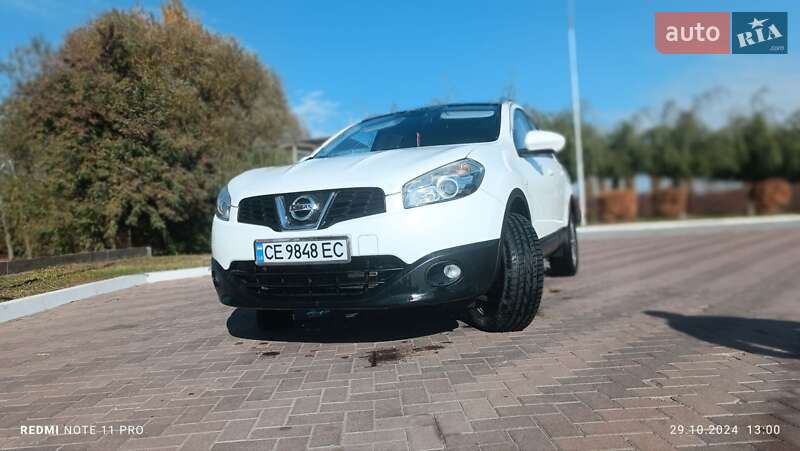 Внедорожник / Кроссовер Nissan Qashqai+2 2010 в Черновцах