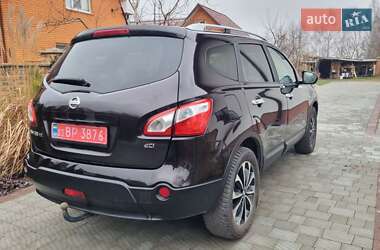 Позашляховик / Кросовер Nissan Qashqai+2 2012 в Луцьку