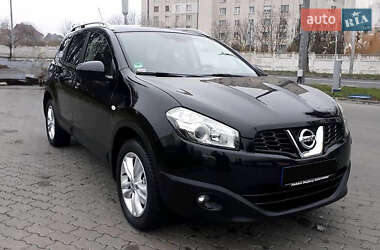 Внедорожник / Кроссовер Nissan Qashqai+2 2011 в 