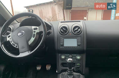 Внедорожник / Кроссовер Nissan Qashqai+2 2010 в Ровно