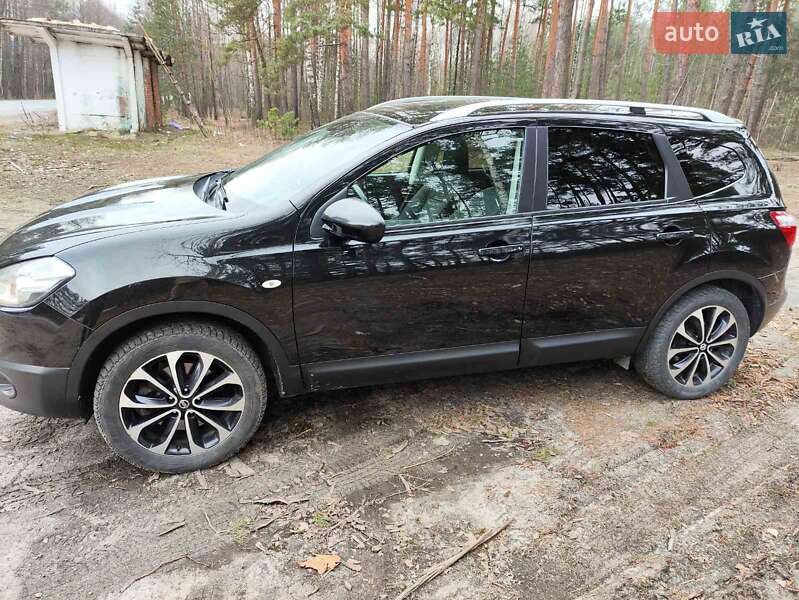 Внедорожник / Кроссовер Nissan Qashqai+2 2011 в Звягеле