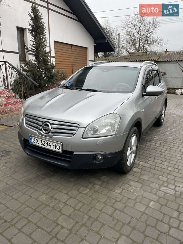 Внедорожник / Кроссовер Nissan Qashqai+2 2008 в Полонном