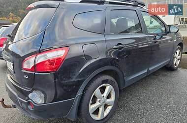 Позашляховик / Кросовер Nissan Qashqai+2 2011 в 
