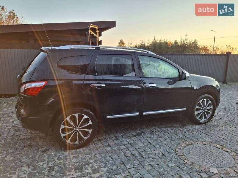 Внедорожник / Кроссовер Nissan Qashqai+2 2011 в Подольске