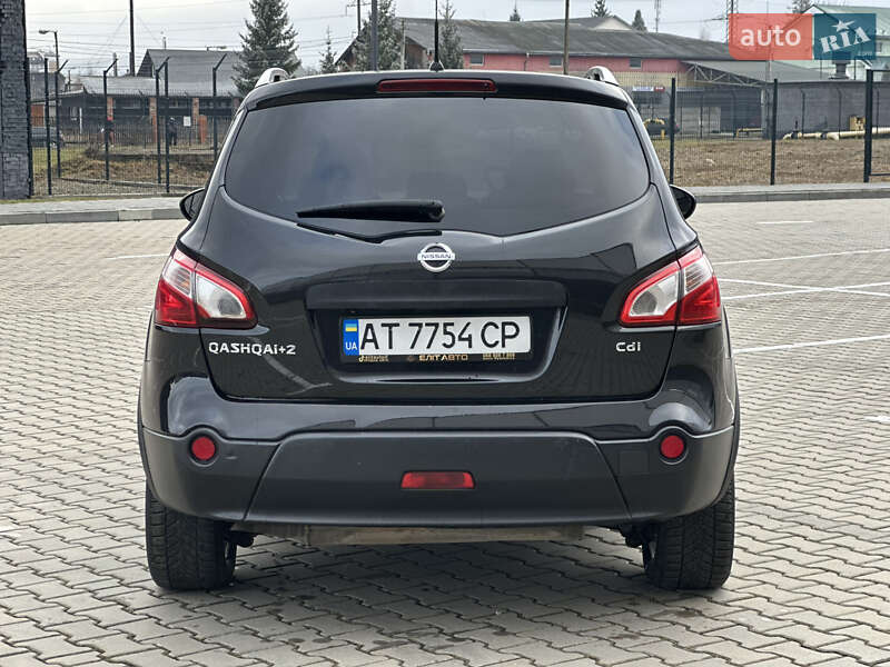 Позашляховик / Кросовер Nissan Qashqai+2 2013 в Івано-Франківську