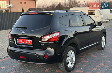 Внедорожник / Кроссовер Nissan Qashqai+2 2011 в Берегово