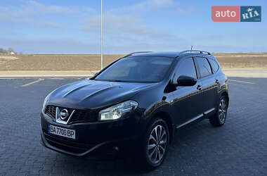 Позашляховик / Кросовер Nissan Qashqai+2 2011 в Умані