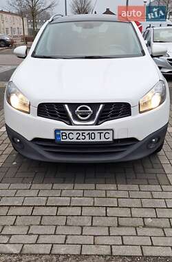 Позашляховик / Кросовер Nissan Qashqai+2 2012 в Стрию