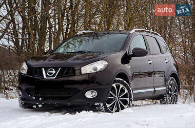 Позашляховик / Кросовер Nissan Qashqai+2 2011 в Копичинці