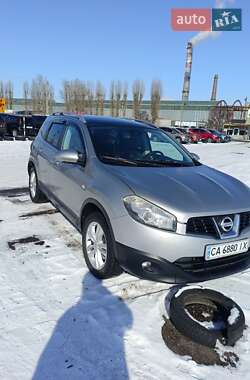 Внедорожник / Кроссовер Nissan Qashqai+2 2011 в Черкассах