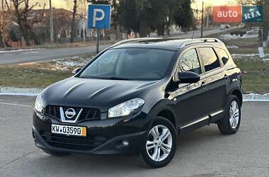 Позашляховик / Кросовер Nissan Qashqai+2 2011 в Радивиліві