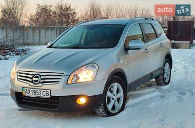 Позашляховик / Кросовер Nissan Qashqai+2 2008 в Харкові