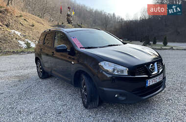 Внедорожник / Кроссовер Nissan Qashqai+2 2013 в Косове