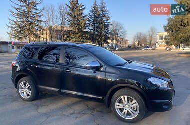 Позашляховик / Кросовер Nissan Qashqai+2 2011 в Новоархангельську