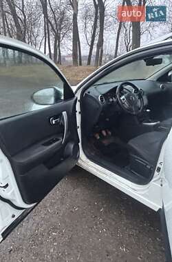 Внедорожник / Кроссовер Nissan Qashqai+2 2011 в Черновцах