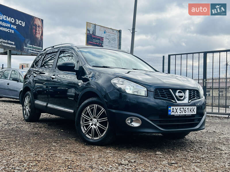 Позашляховик / Кросовер Nissan Qashqai+2 2011 в Харкові