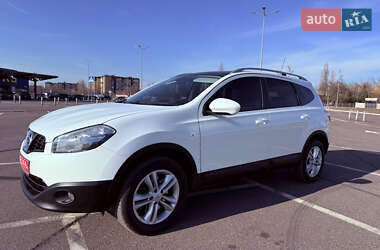 Позашляховик / Кросовер Nissan Qashqai+2 2012 в Кривому Розі