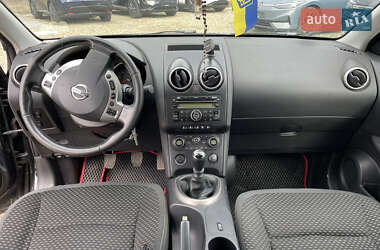 Позашляховик / Кросовер Nissan Qashqai+2 2009 в Стрию